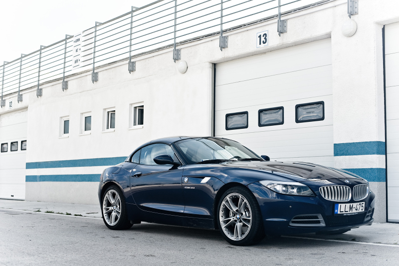 Illustration for article titled Trackside With the New BMW Z4
